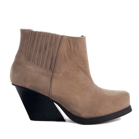 inexpensive booties